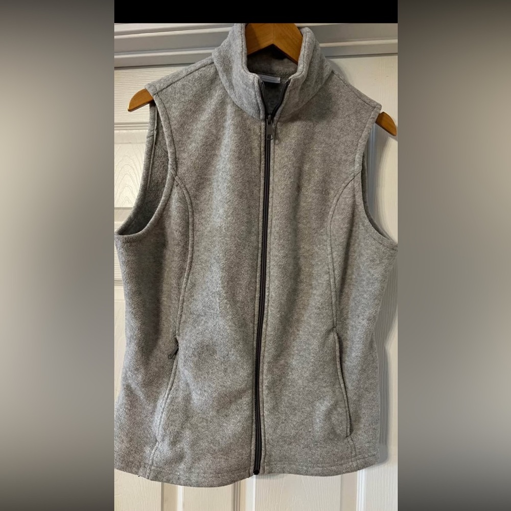 Columbia Women's Heather Gray Fleece Vest size LARGE full front zip